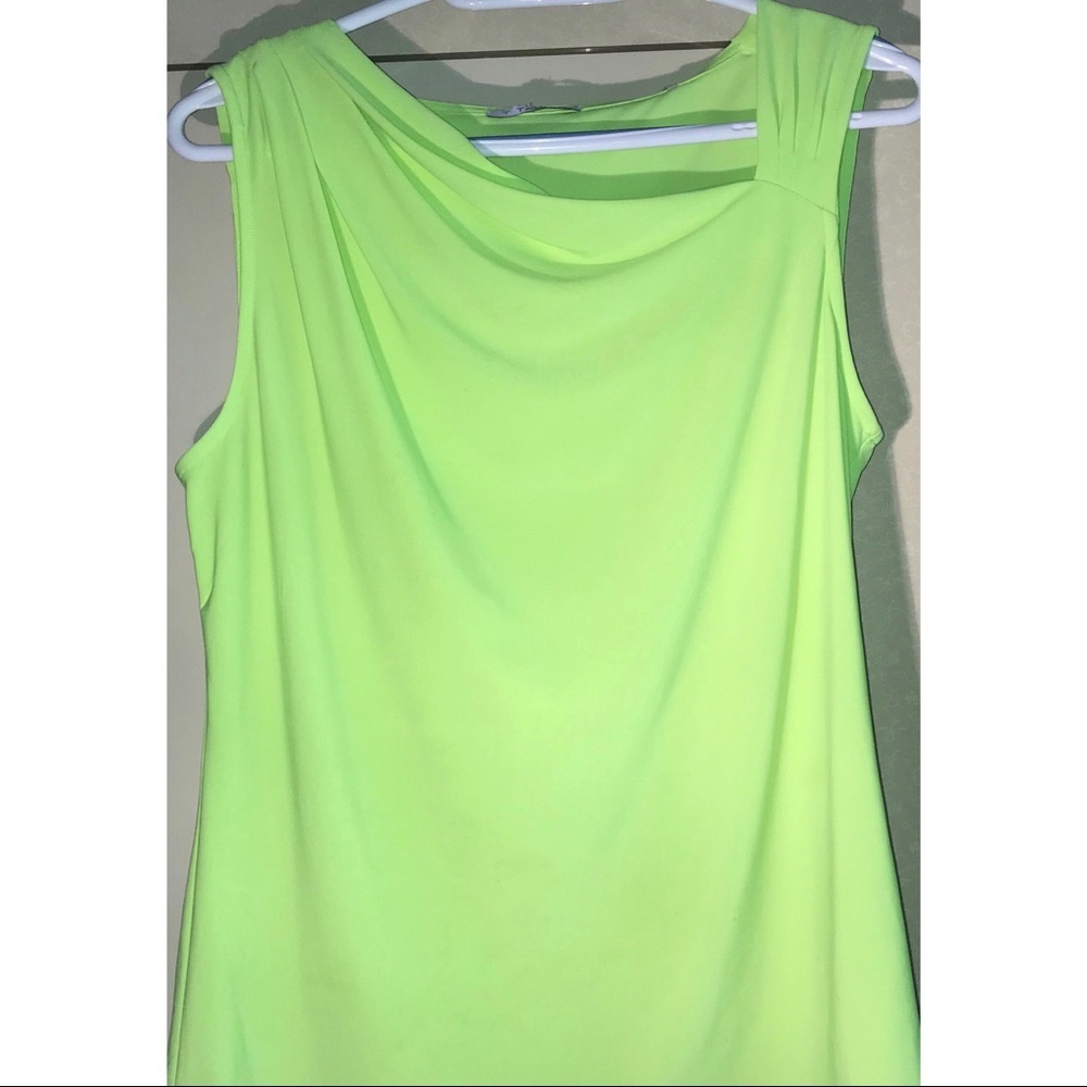 🌸NWT🌸TAHARI Blouse🌸